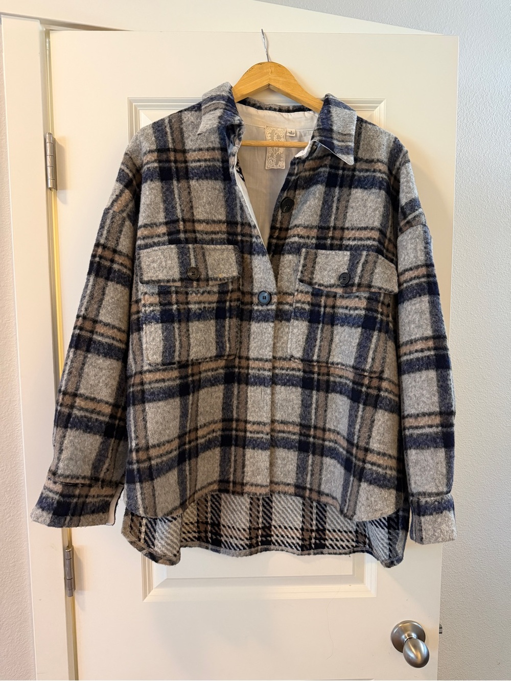 High Low Plaid Button-Front Shacket Jacket - Gray/Navy